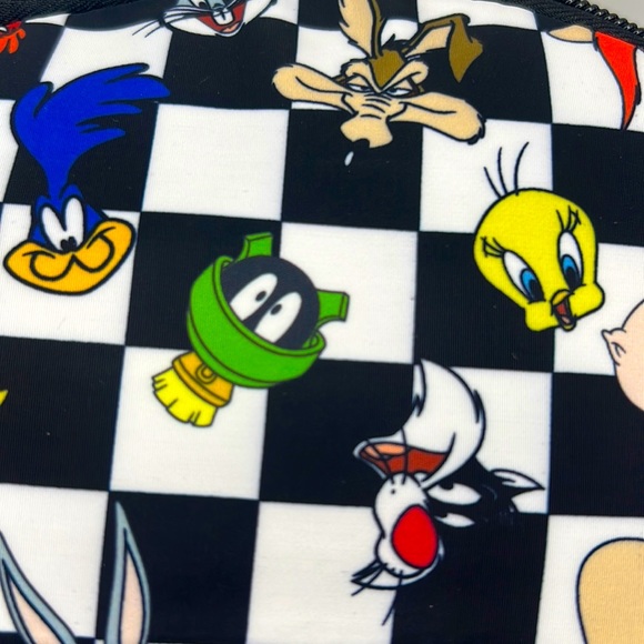 Adorable Looney Tunes SM Backpack-Warner Brothers Iconic Cartoon Figures-Vintage - Picture 2 of 9